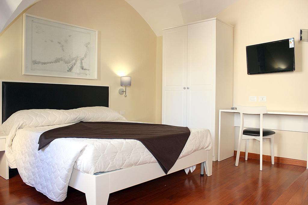 Faro Bianco Gallipoli - Suites & Apartments Exterior foto